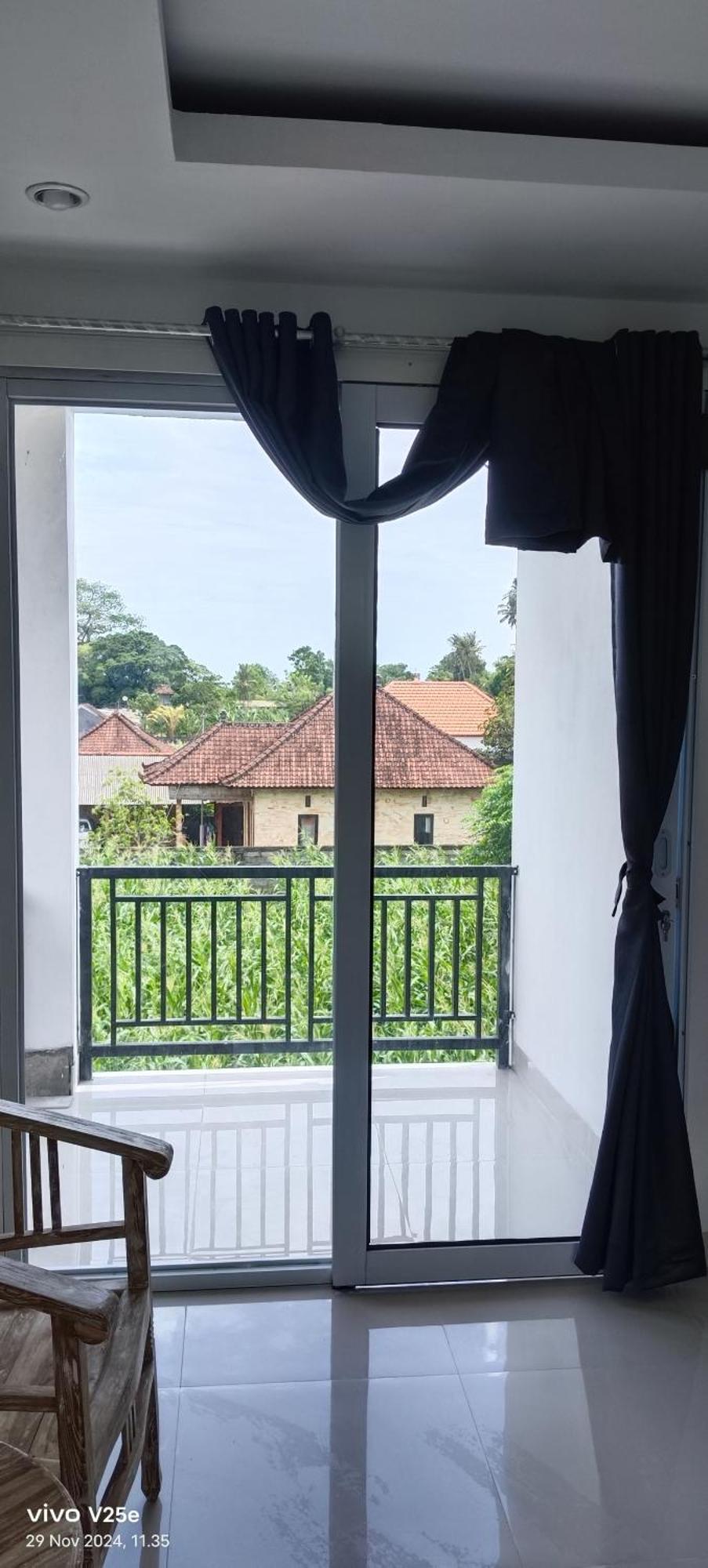 Lumbung Sari Home Stay Amed Esterno foto
