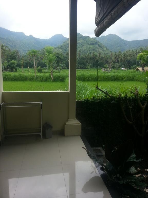 Lumbung Sari Home Stay Amed Esterno foto